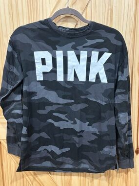 PINK Victoria's Secret Camo Long Sleeve Tee - Black & Gray